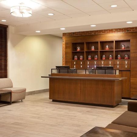 Four Points By Sheraton Cleveland Airport Inreriör bild
