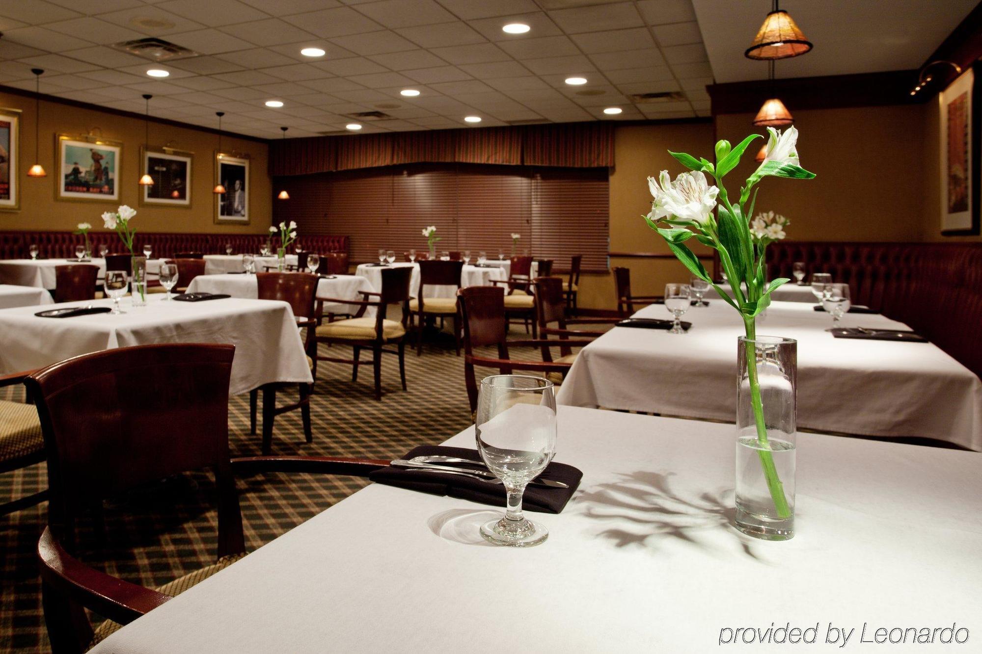Four Points By Sheraton Cleveland Airport Exteriör bild