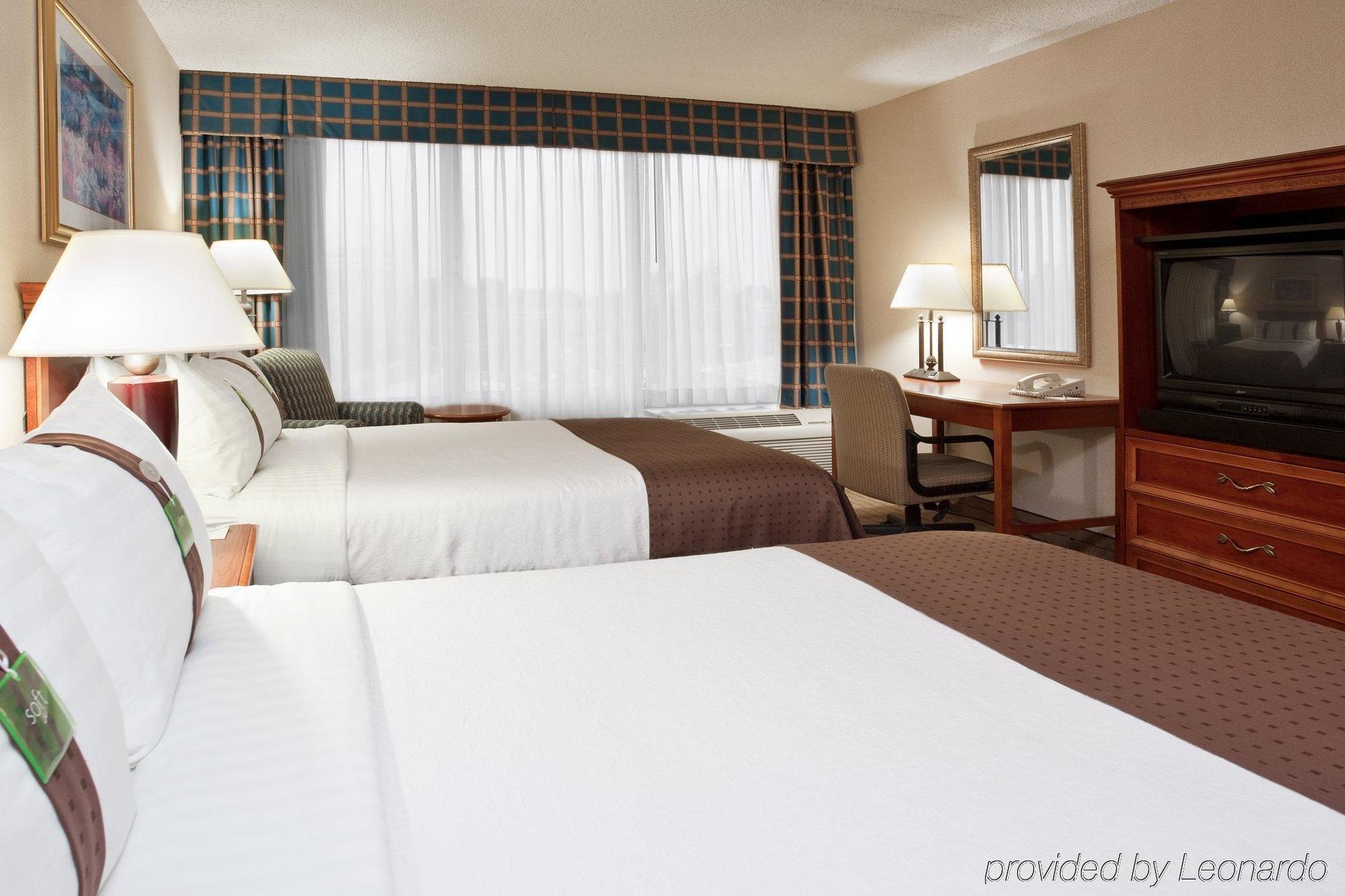 Four Points By Sheraton Cleveland Airport Exteriör bild