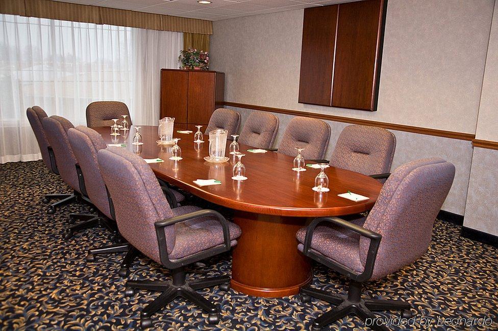 Four Points By Sheraton Cleveland Airport Exteriör bild
