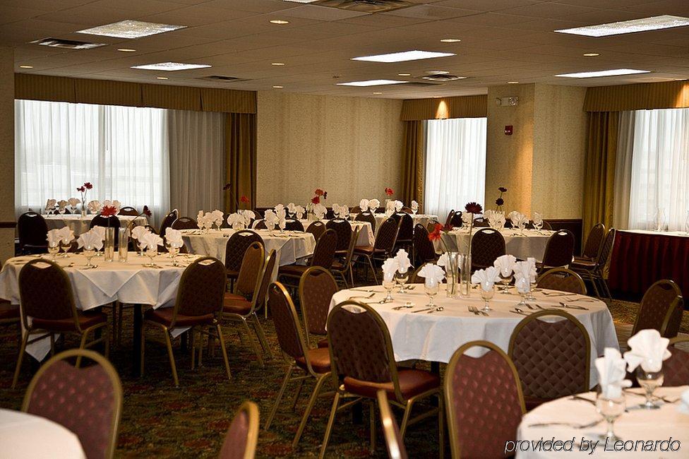 Four Points By Sheraton Cleveland Airport Exteriör bild