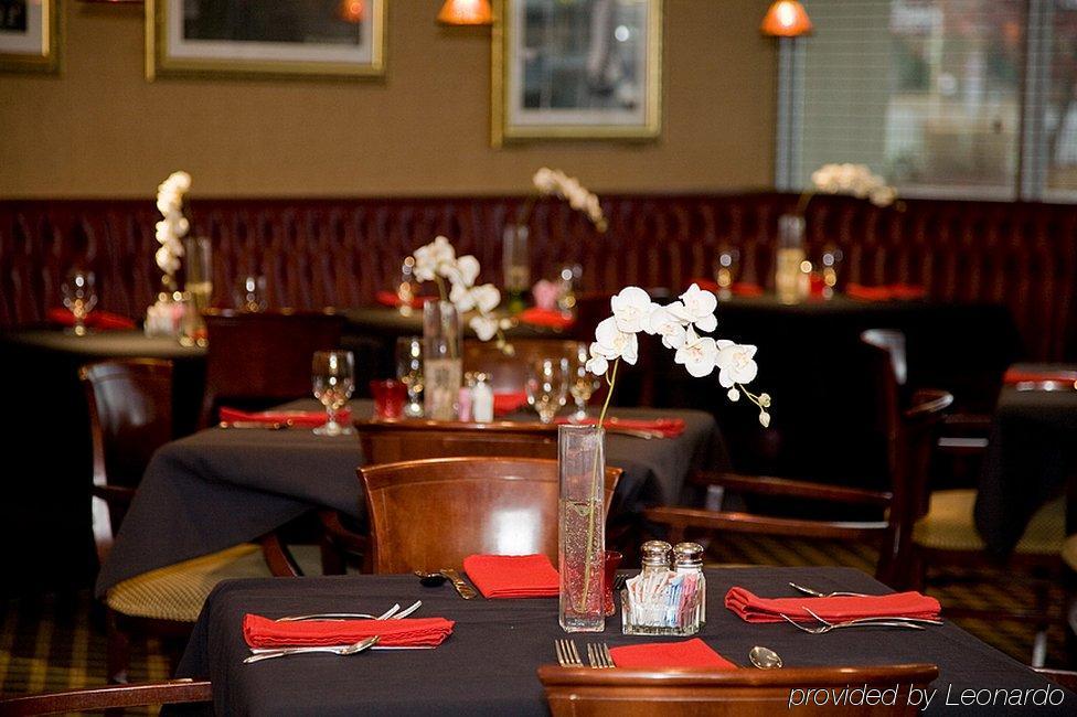 Four Points By Sheraton Cleveland Airport Exteriör bild