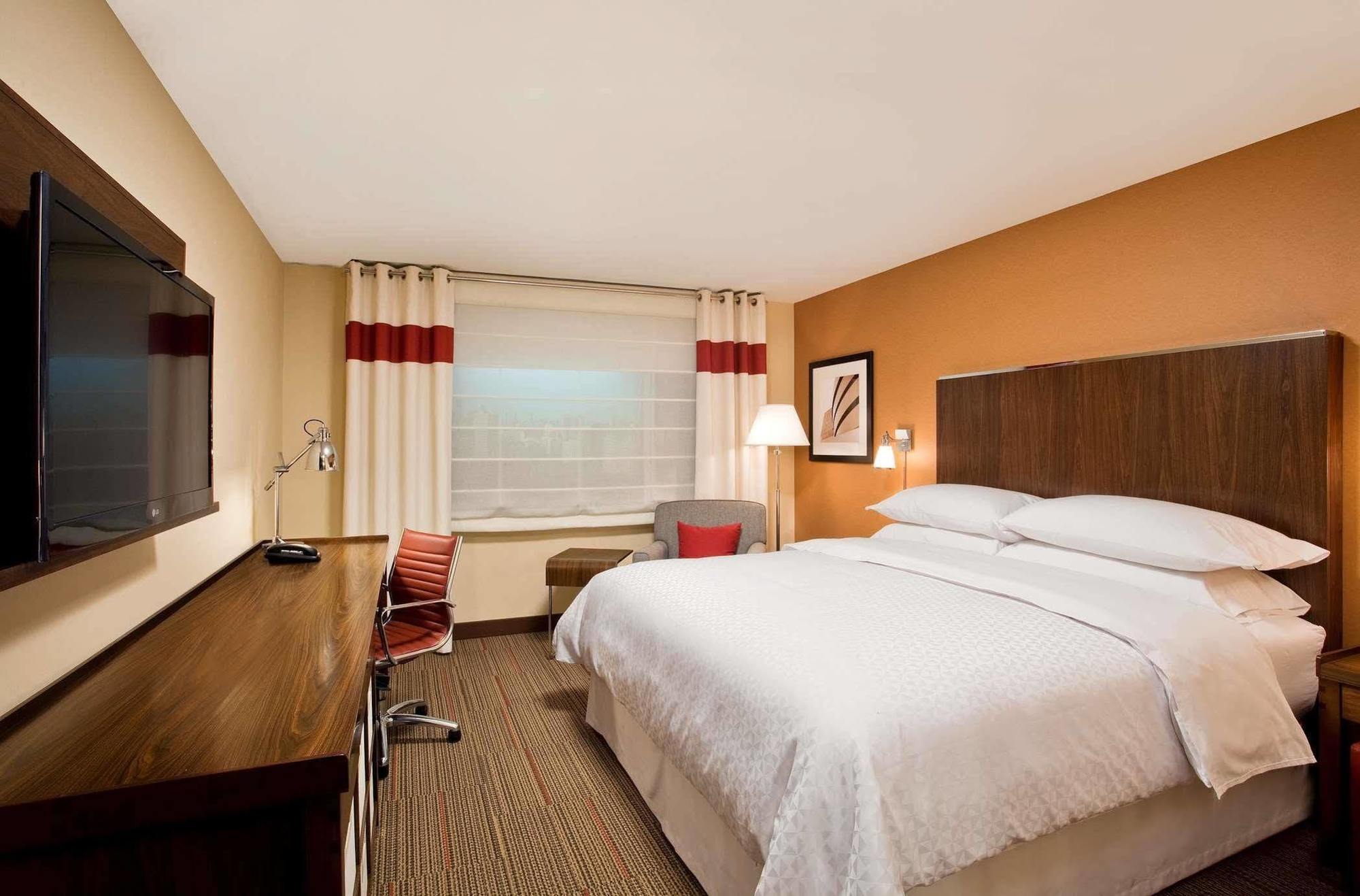 Four Points By Sheraton Cleveland Airport Exteriör bild