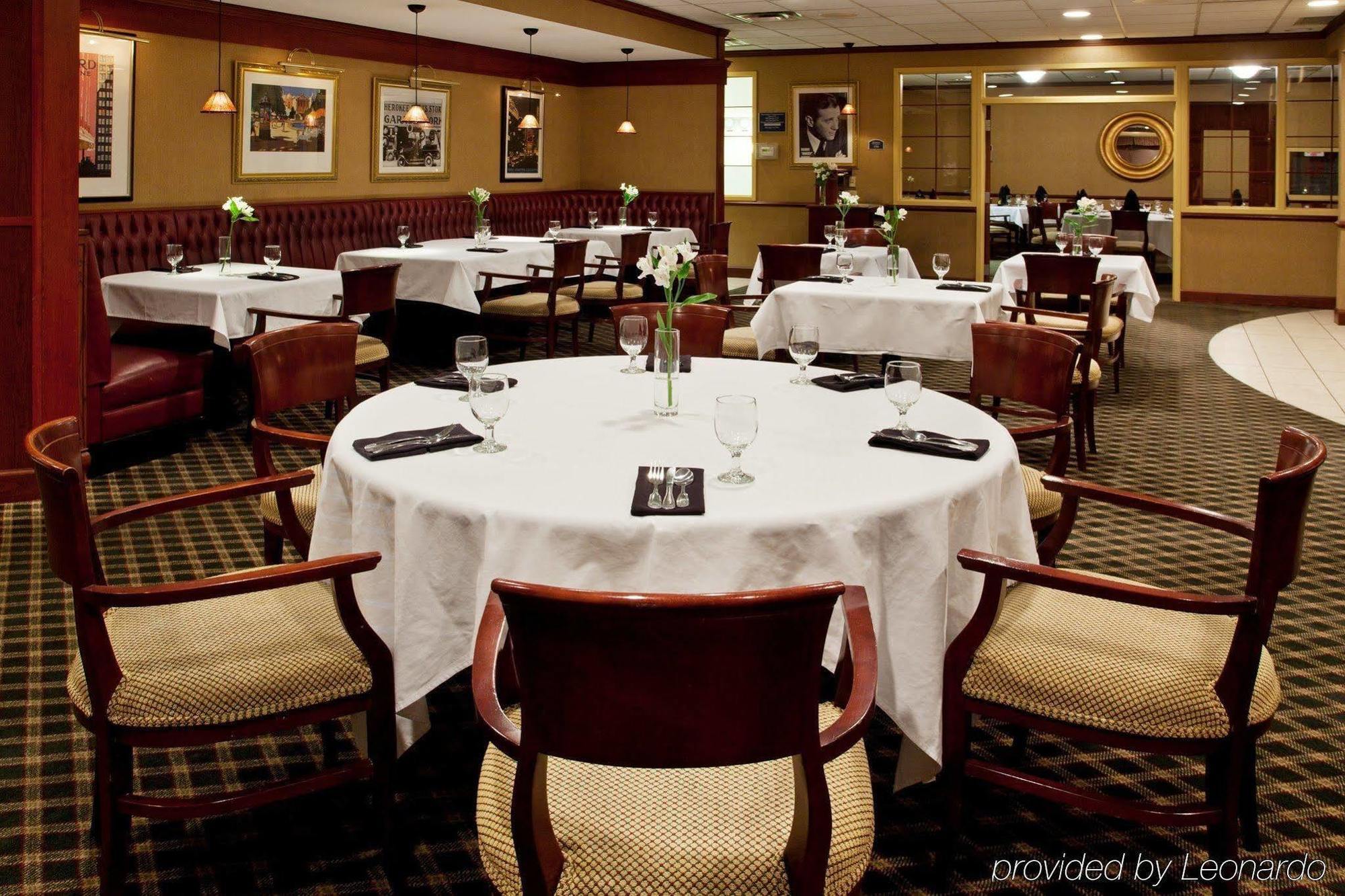 Four Points By Sheraton Cleveland Airport Exteriör bild